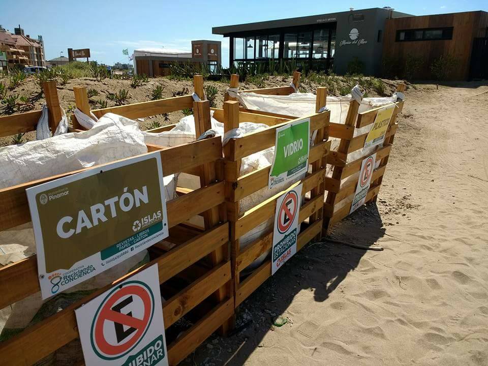 Cooperativa ambiental limpia de plástico las playas de Pinamar
