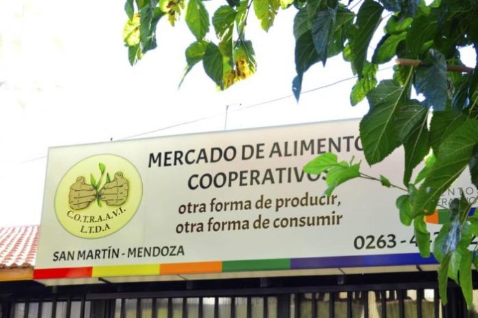 La Red de Alimentos Cooperativos inauguró su primer local en Mendoza