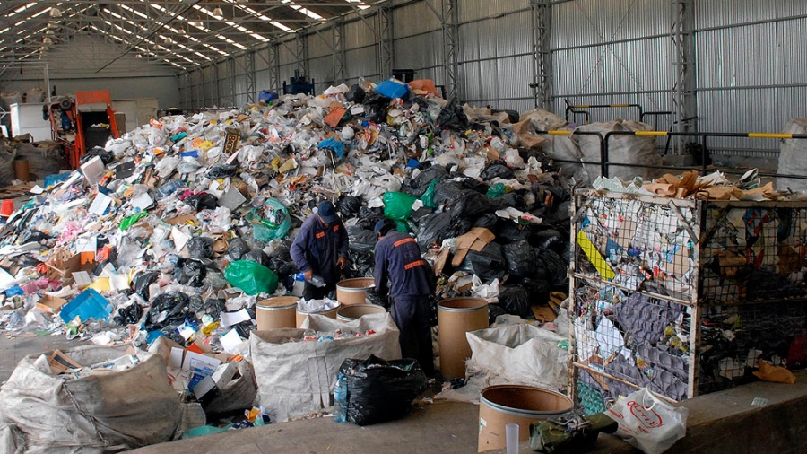 El gobierno extiende el financiamiento a proyectos de cooperativas de reciclado