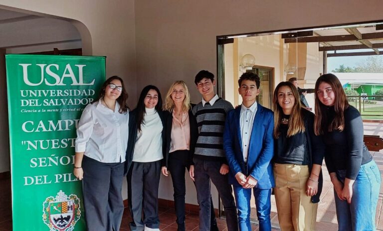 Escuela comunitaria de Villa Astolfi participó de una Competencia de Arbitraje de la USAL