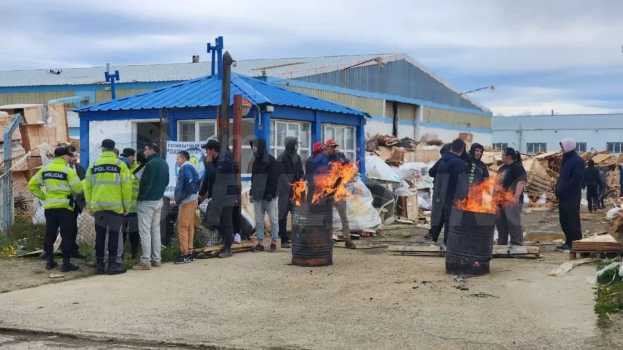 Desalojaron a la cooperativa Reciclando en Grande de Tierra del Fuego