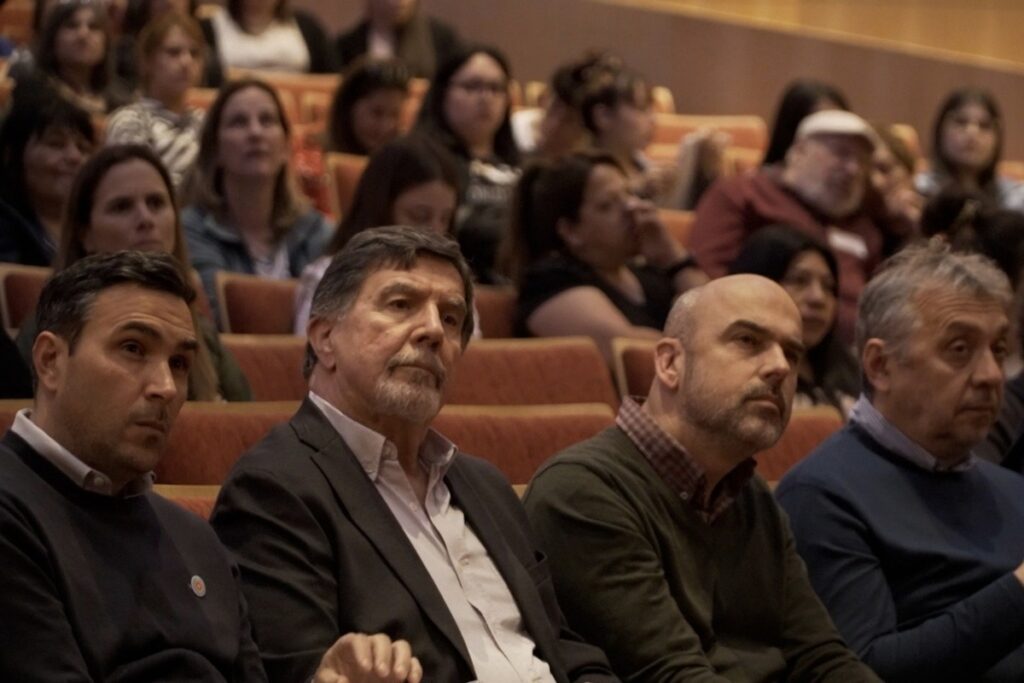 La provincia de Buenos Aires reconoció por ley a las escuelas de gestión comunitaria y cooperativa