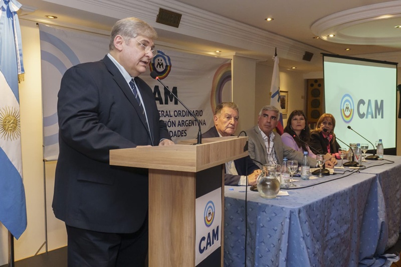 CAM