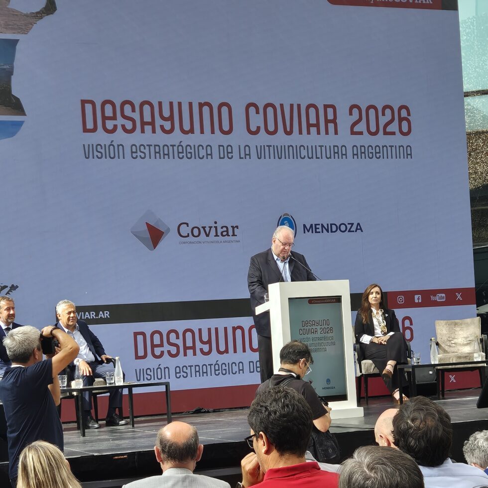 CONINAGRO participó de la Vendimia 2026 y analizó la situación de la vitivinicultura