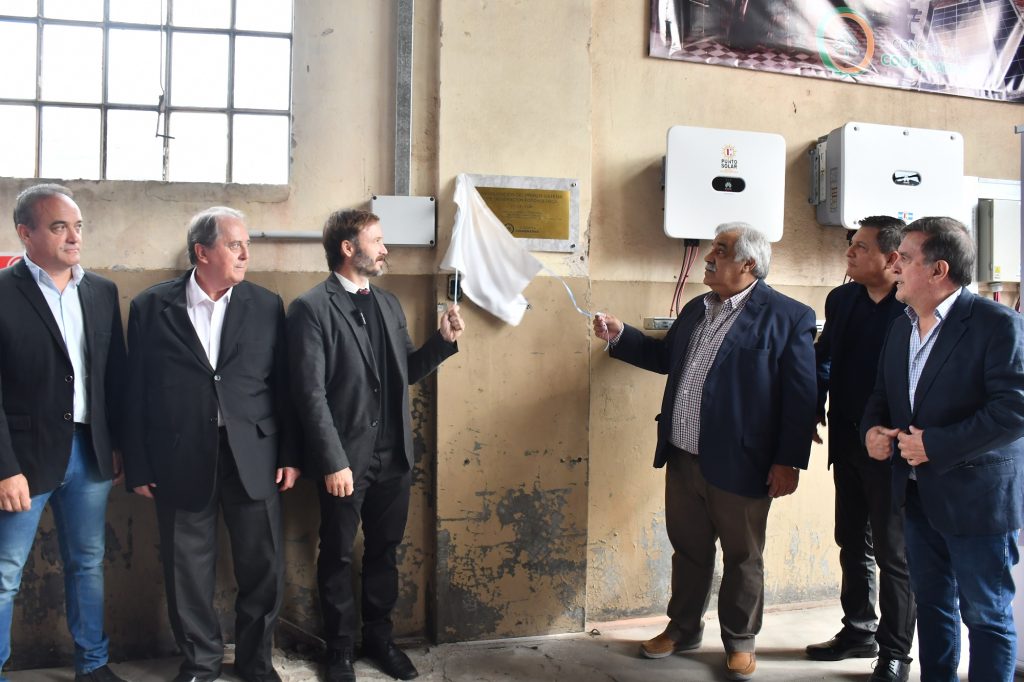 La Cooperativa Eléctrica de Concordia puso en marcha su sistema de energía solar y anunció nuevos servicios 2