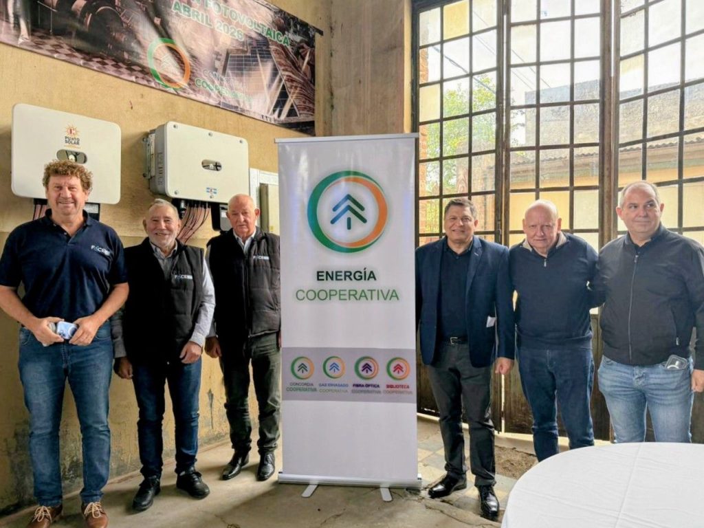 La Cooperativa Eléctrica de Concordia puso en marcha su sistema de energía solar y anunció nuevos servicios 2