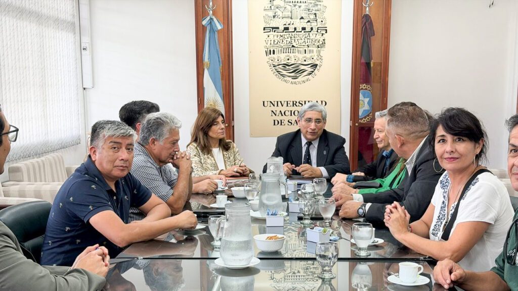 La UNSa recibió a autoridades del INAES