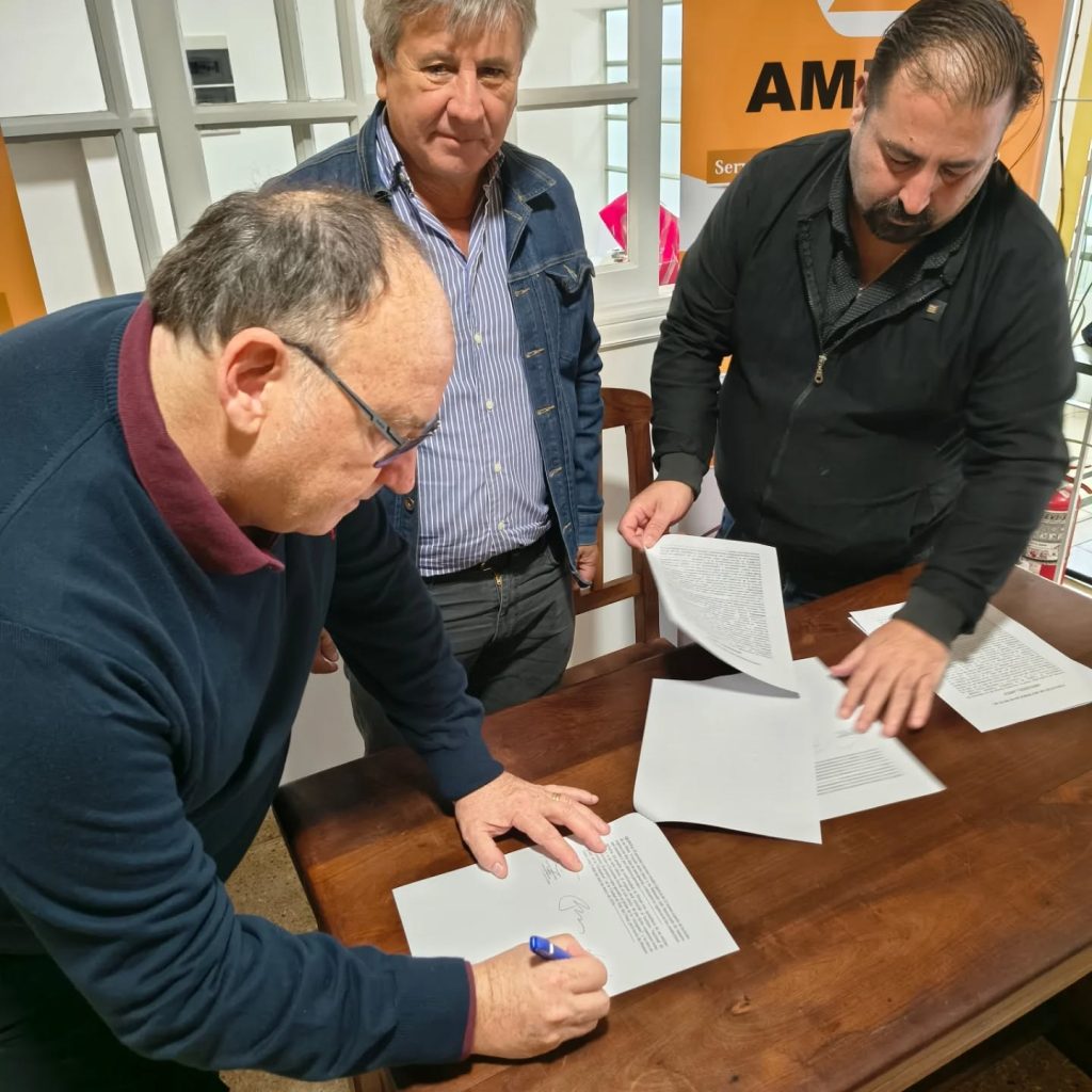 AMFECOOTRA y la mutual de Casinos Nacionales firmaron un convenio para ampliar beneficios y servicios cooperativos