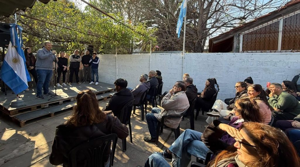 Juan Fabiani y Mariano Cascallares en la inauguración de Almacén Cactus